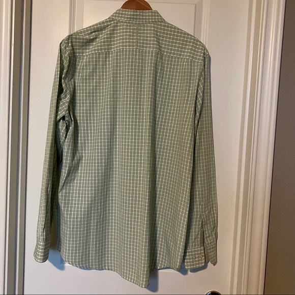 Banana Republic Classic Fit Button Down Shirt - Picture 3 of 5